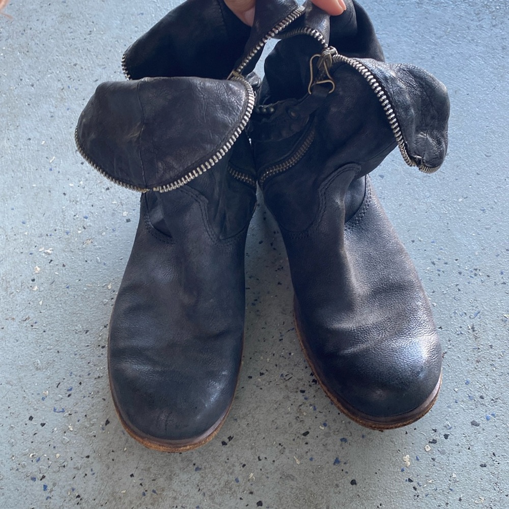 A.S.98 Black leather boots